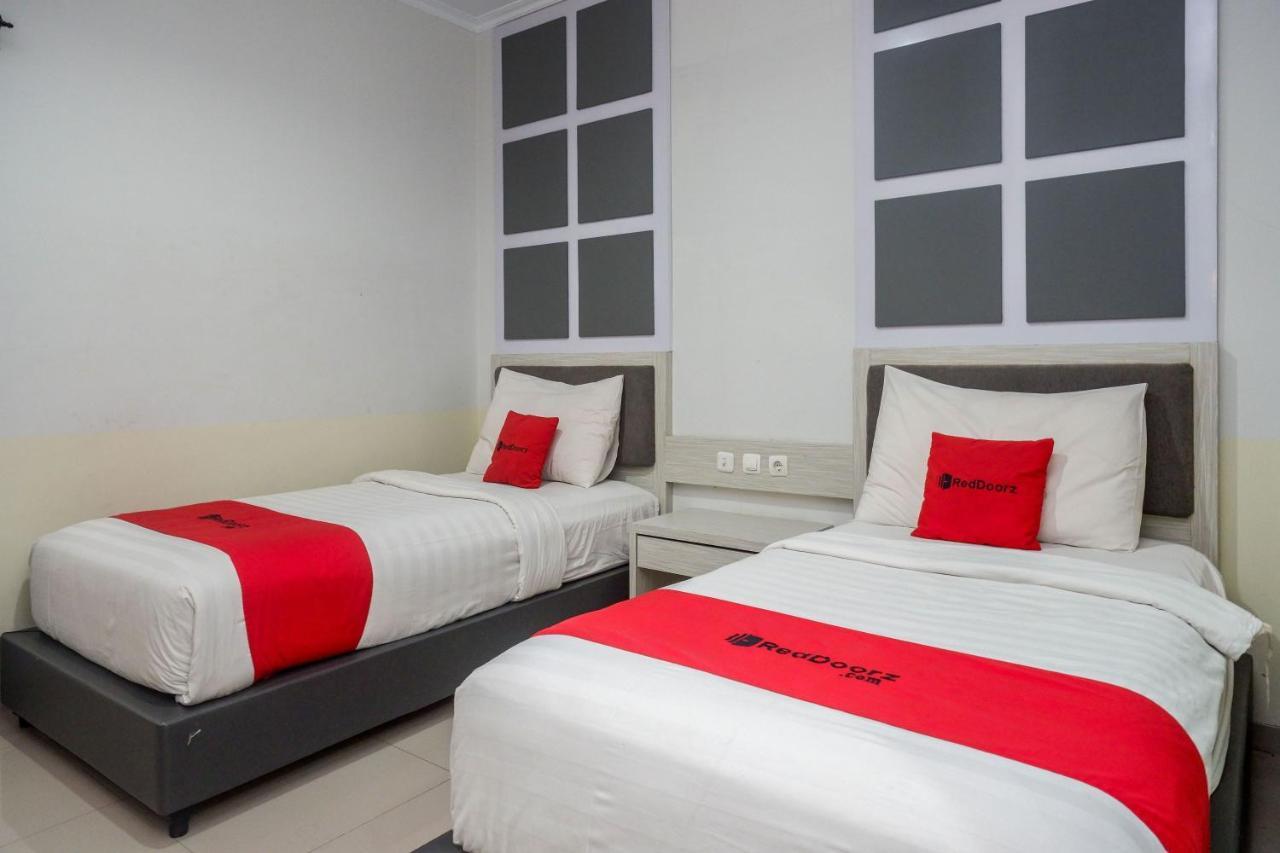 RedDoorz near Jogja City Mall Melati Zewnętrze zdjęcie